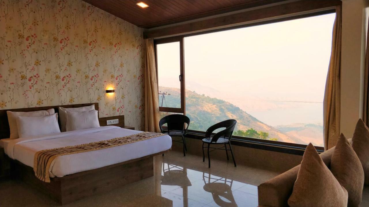 Miraya Hotel Панчгани Экстерьер фото